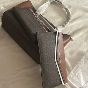 Michael Kors Maisie Large Pebbled Leather 3-in-1 Tote Bag